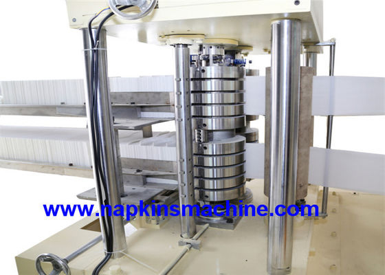 เครื่องพิมพ์สี 380V 5.5KW เครื่องพับผ้าเช็ดปากเครื่องดื่ม
