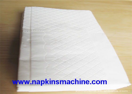 1600 Sheets / Min 430mm Dinner Napkin เครื่องพับ